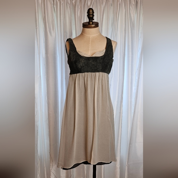 To the Max Dresses & Skirts - To The Max short Dress